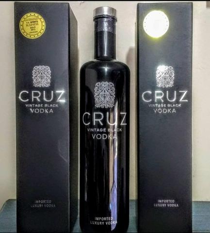 Vodka sul africana Cruz vintage Black 750ml