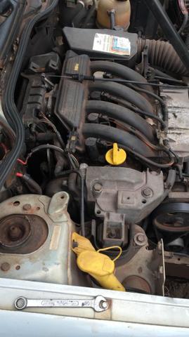Sucata Renault Megane RT 2001 1.6 16v para retirada de peças - Foto 6