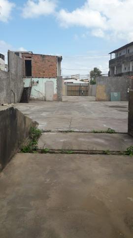 Alugo imóvel na Boca do Rio