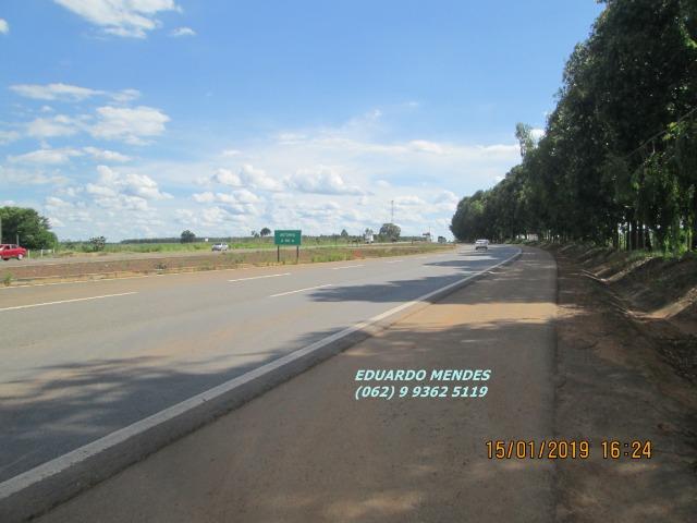 Terra c/ um alqueire sem benfeitorias, 600 metros da BR 060 Abadiânia, expansão Urbana - Foto 10