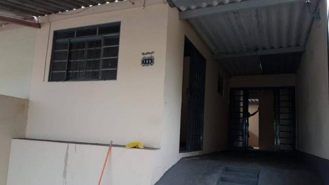 Casa com 3 dormitórios para alugar, 75 m² por R$ 700/mês - Jardim Jequitibá - Presidente P