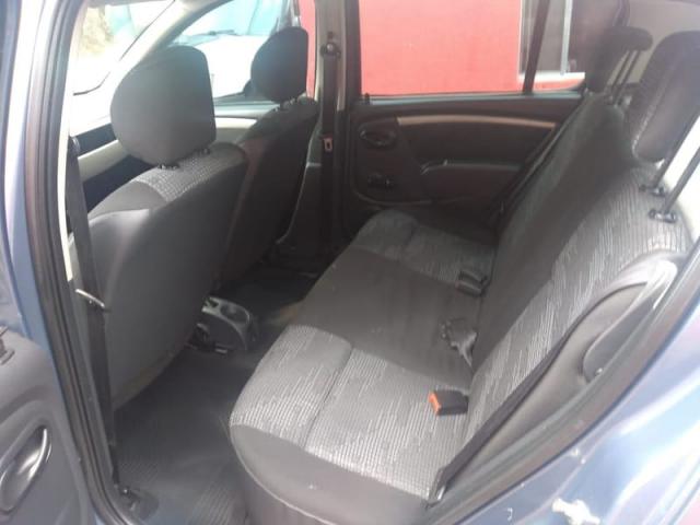 Renault Sandero Expression 1.0 2010 Flex - Foto 8