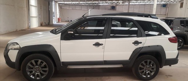 FIAT PALIO 1.8 MPI ADVENTURE WEEKEND 16V FLEX 4P MANUAL