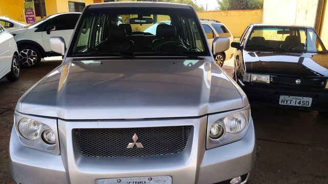 PAJERO TR4 2009 FLEX 4X4 TROCO FINANCIO