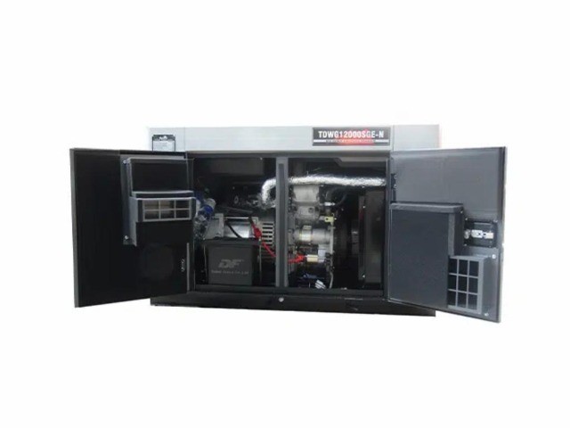 Gerador de Energia Diesel 10 kva Monofásico 110/220V Toyama TDWG sge-N12000   Silenciado - Foto 3
