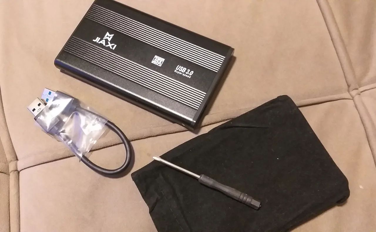 HD Externo 1 TB / USB 3.0 / Case com Capa Protetora / Cabo USB 3.0 ! - Foto 2