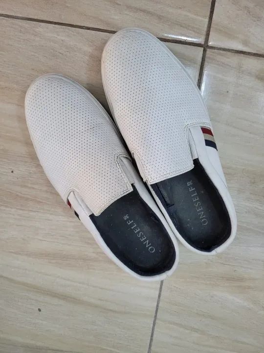 Lote de 4 Tênis, 1 Bota Galocha e 1 Chinelo p/Menino  - Foto 6