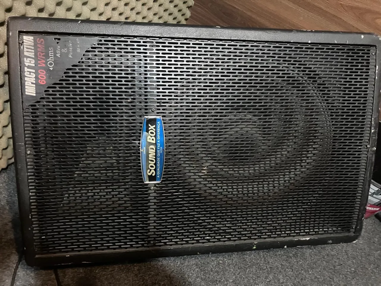 Caixa de Som Sound Box Impact 15 Ativa 600W RMS