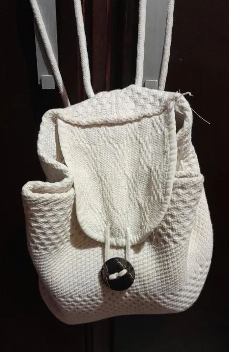 Mochila Branca Feminina De Crochê (Envio Pela OLX Pay) - Foto 5