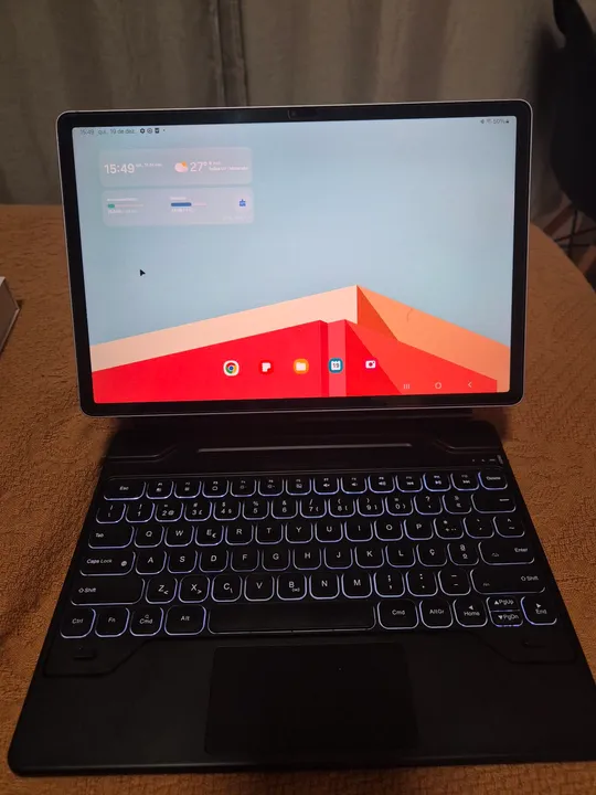 Galaxy Tab S9 Fe + plus (Lavanda) 128gb + Magic Keyboard
