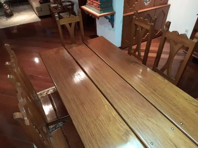 Sala jantar madeira maciça com 8 cadeiras - Foto 2