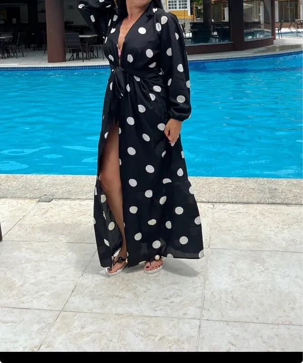 Saída longa de praia  de bolinhas preto e branco - Foto 3