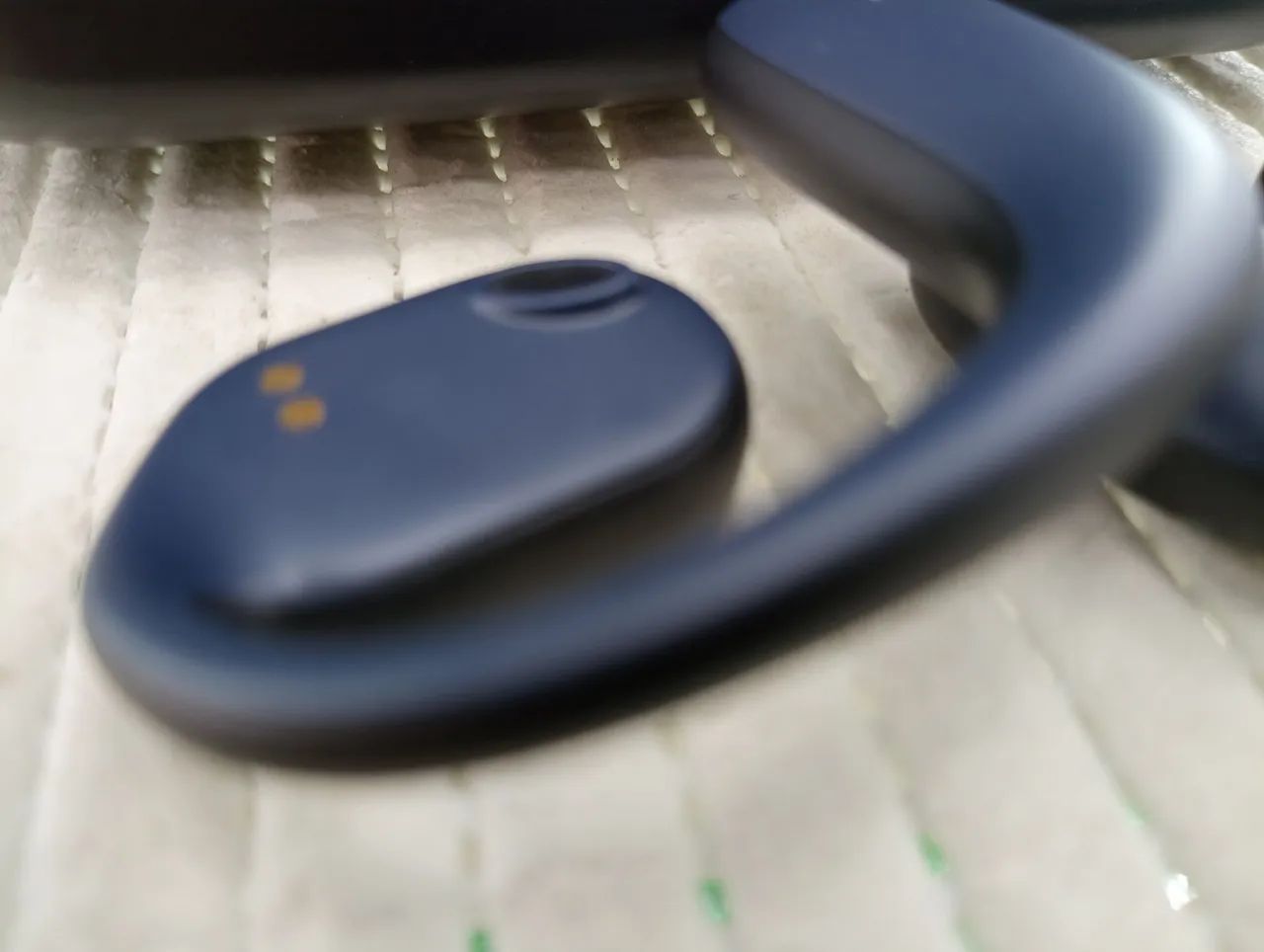 Fone de ouvido sem fio esportivo  - Foto 4