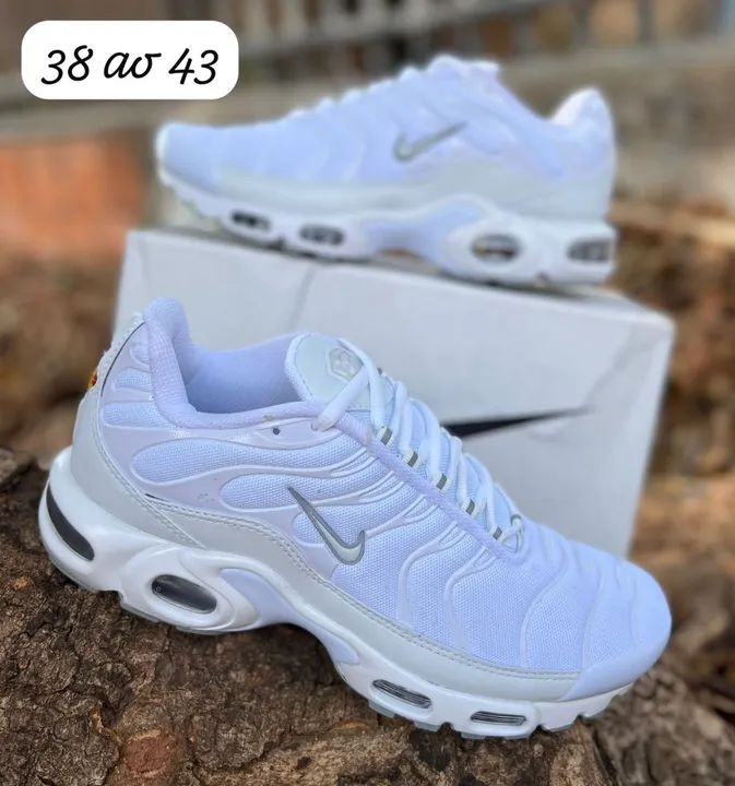 Tênis Nike Air Max Plus Feminino  - Foto 4
