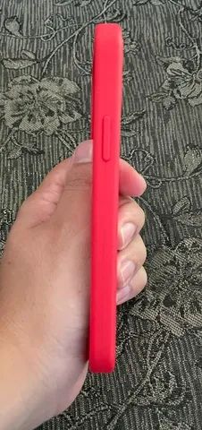 Capinha Silicone Vermelho Compatível iPhone 12 12pro - Foto 2