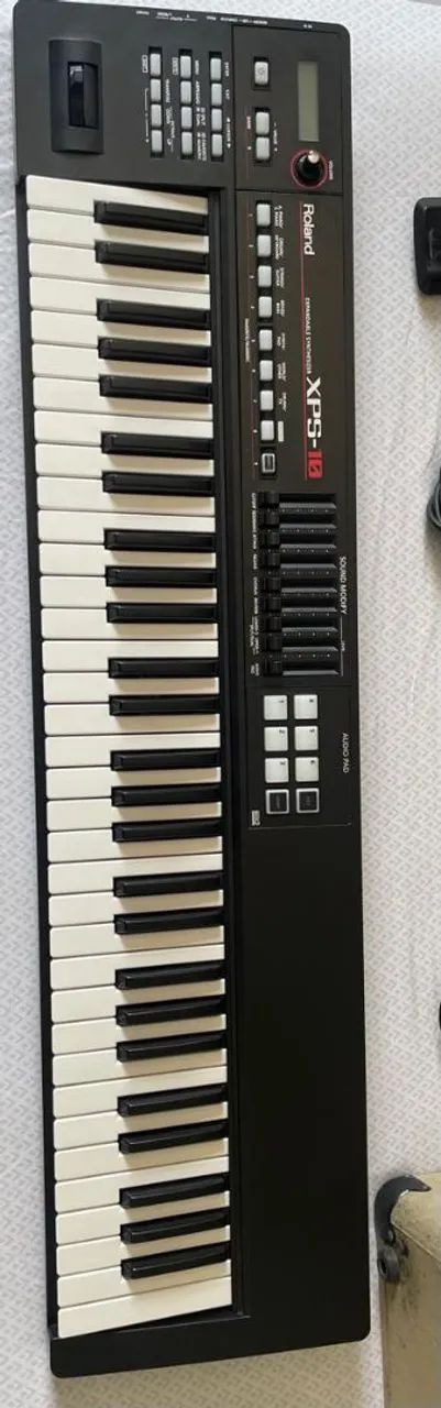 Teclado Roland XPS-10 + Amplificador Meteoro - Foto 2