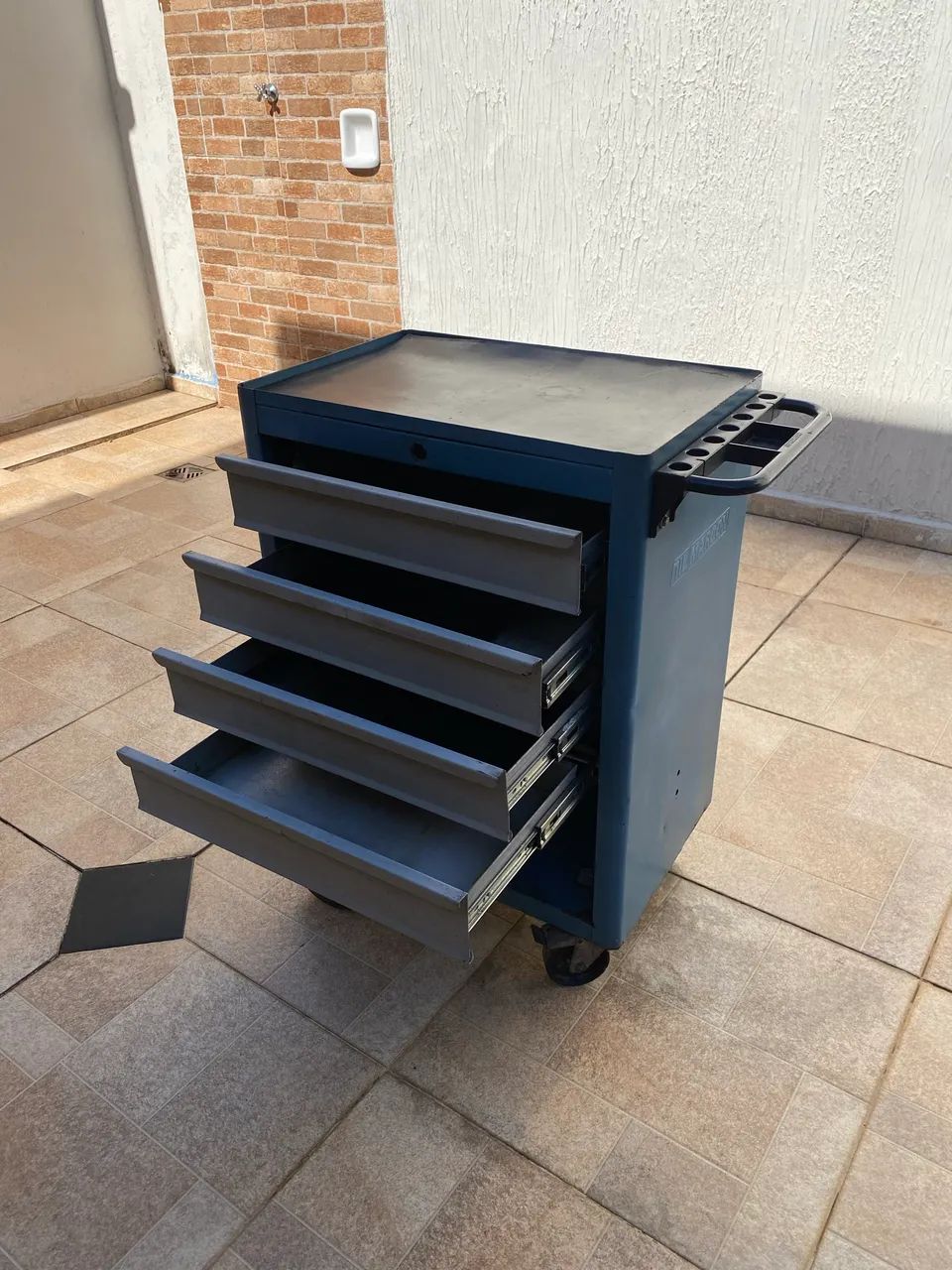 Carrinho de ferramenta 64961596355585120