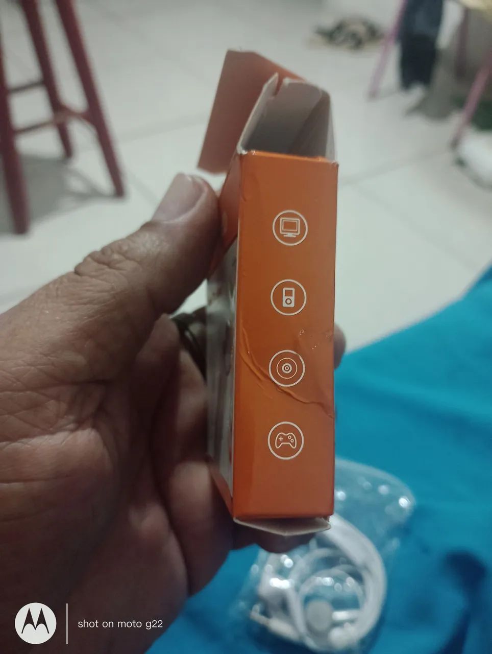 Fone de ouvido com fio novo