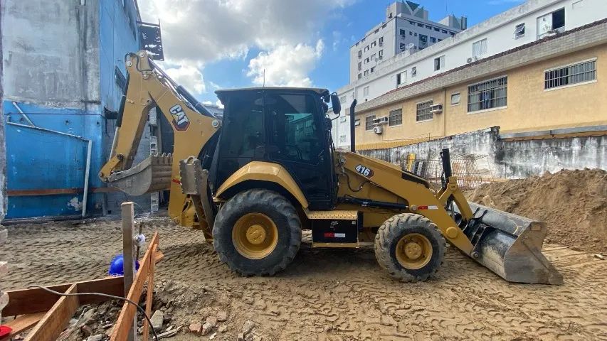 Retroescavadeira Caterpillar 2024 416F2 Nova  - Foto 5