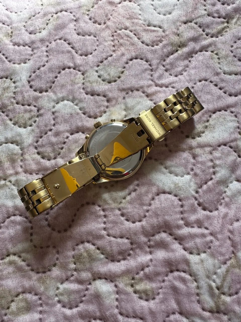 Relógio Michael Kors Dourado - Foto 2