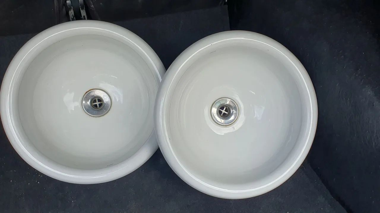 Cuba deca em ótimo estado promoção para ir logo apenas R$ 50,00 cada . - Foto 3