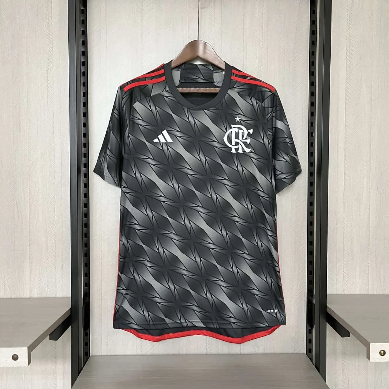 Camisa de Futebol Flamengo Adidas - Tamanho M
