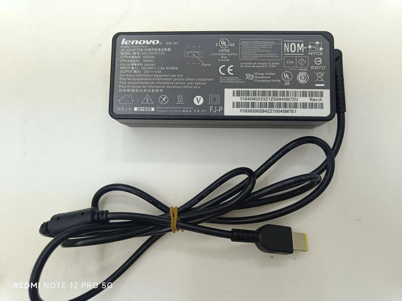 Fonte Lenovo USB 90W 