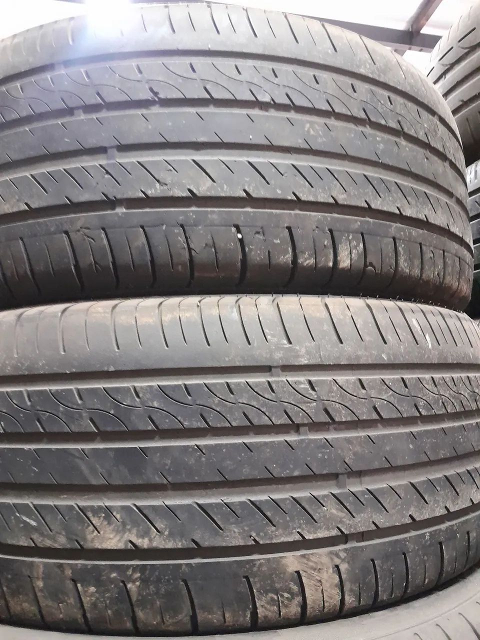 Pneus usados 235/45/19  - Foto 2