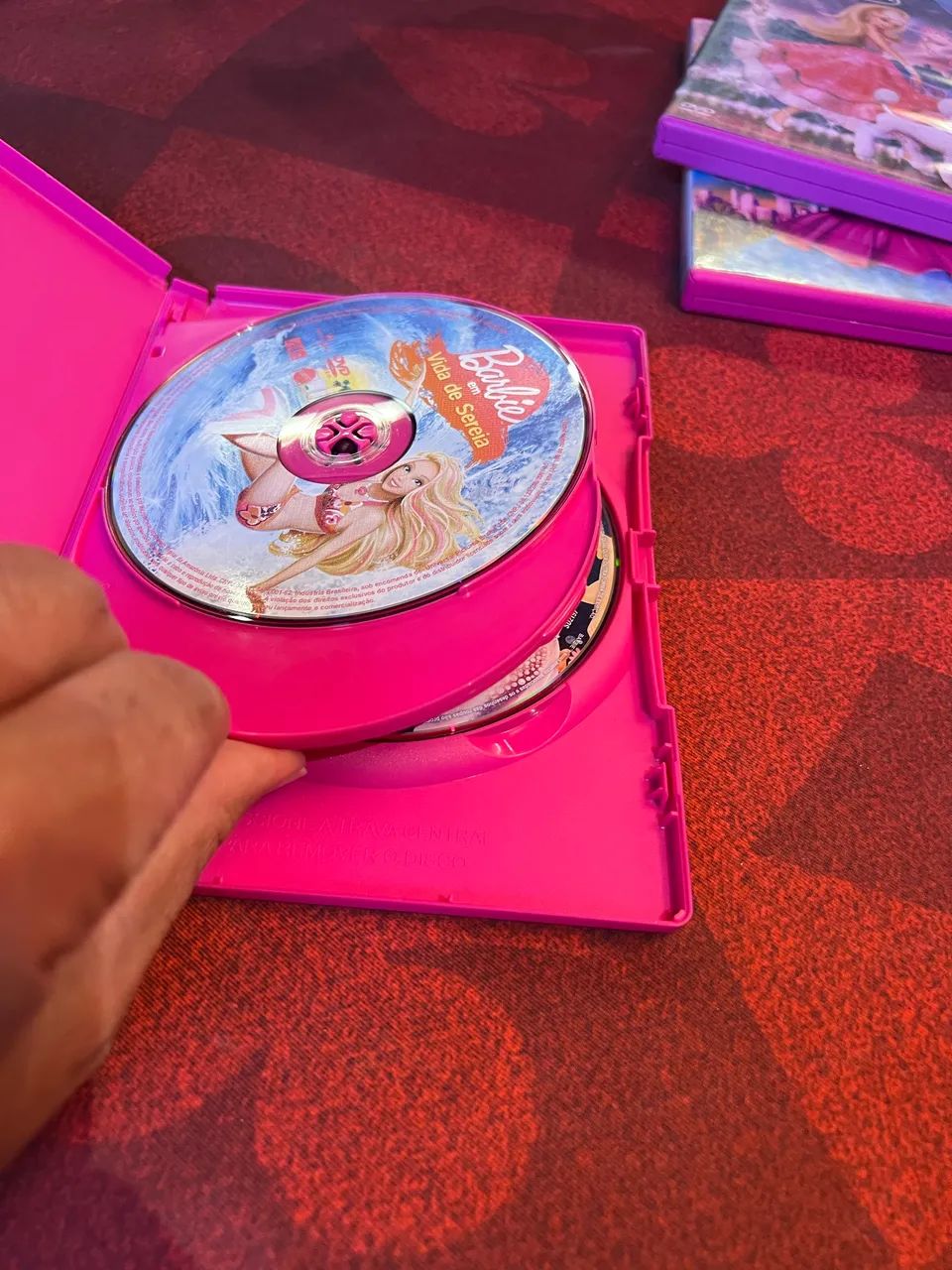 Barbie dvd em vida de sereia 1 e 2 - Foto 2