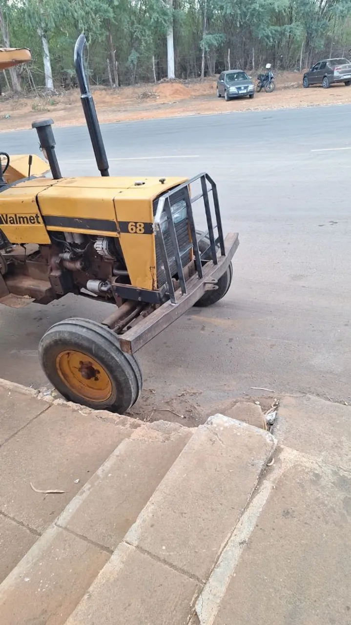 Trator Valmet 68