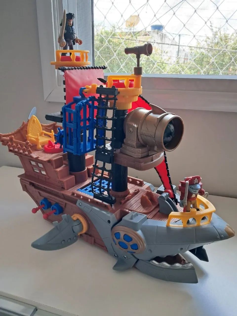 Navio Pirata Tubarão - Brinquedo Infantil - Foto 2