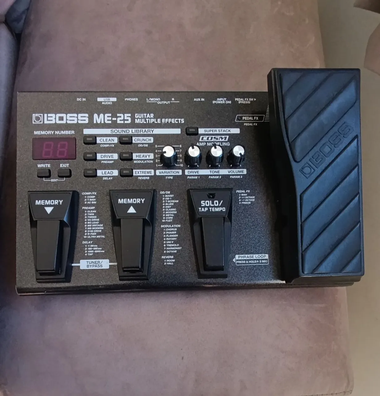 Pedaleira Boss ME-25 Guitarra - Efeitos Múltiplos