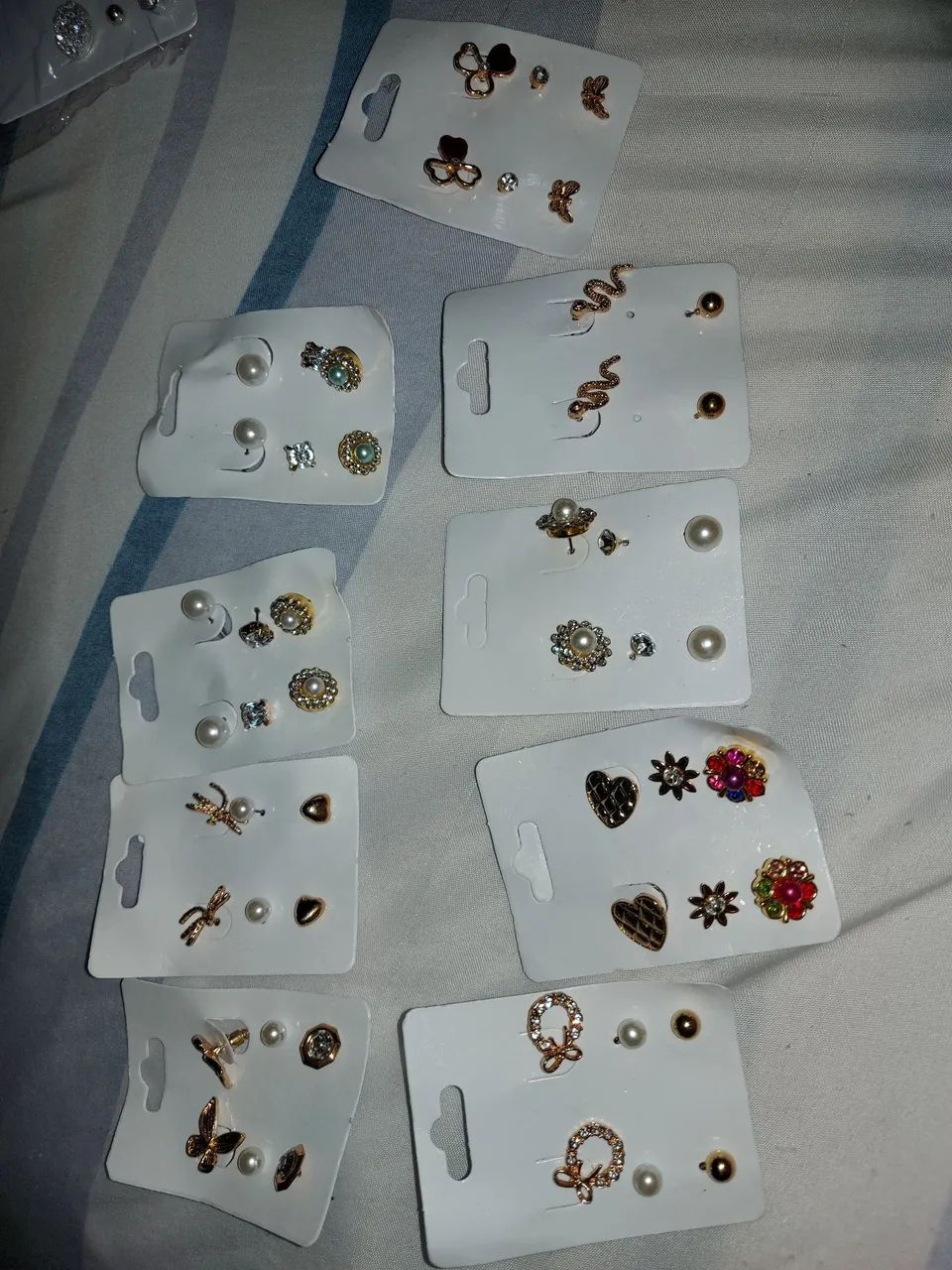 Lote de brincos variados - Bijuterias - Foto 2