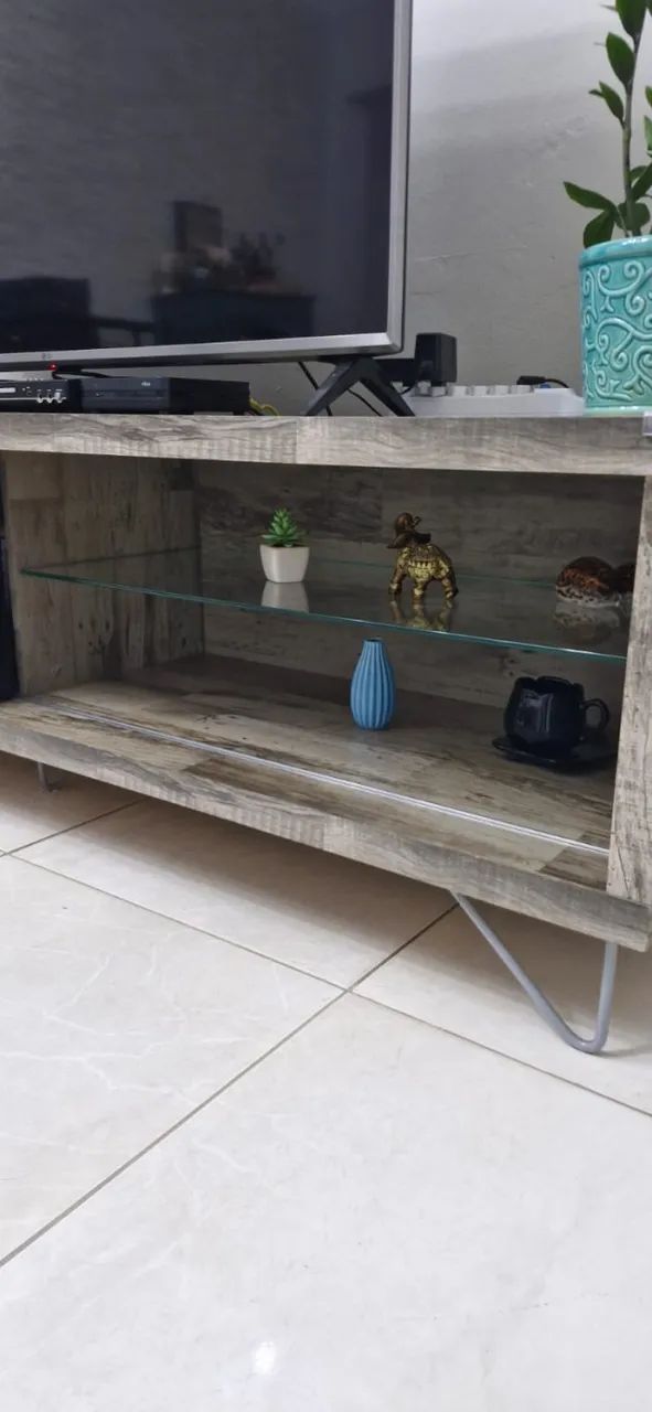 Rack para TV de até 65 polegadas cor Patina e Preto com prateleira de Vidro - Foto 2