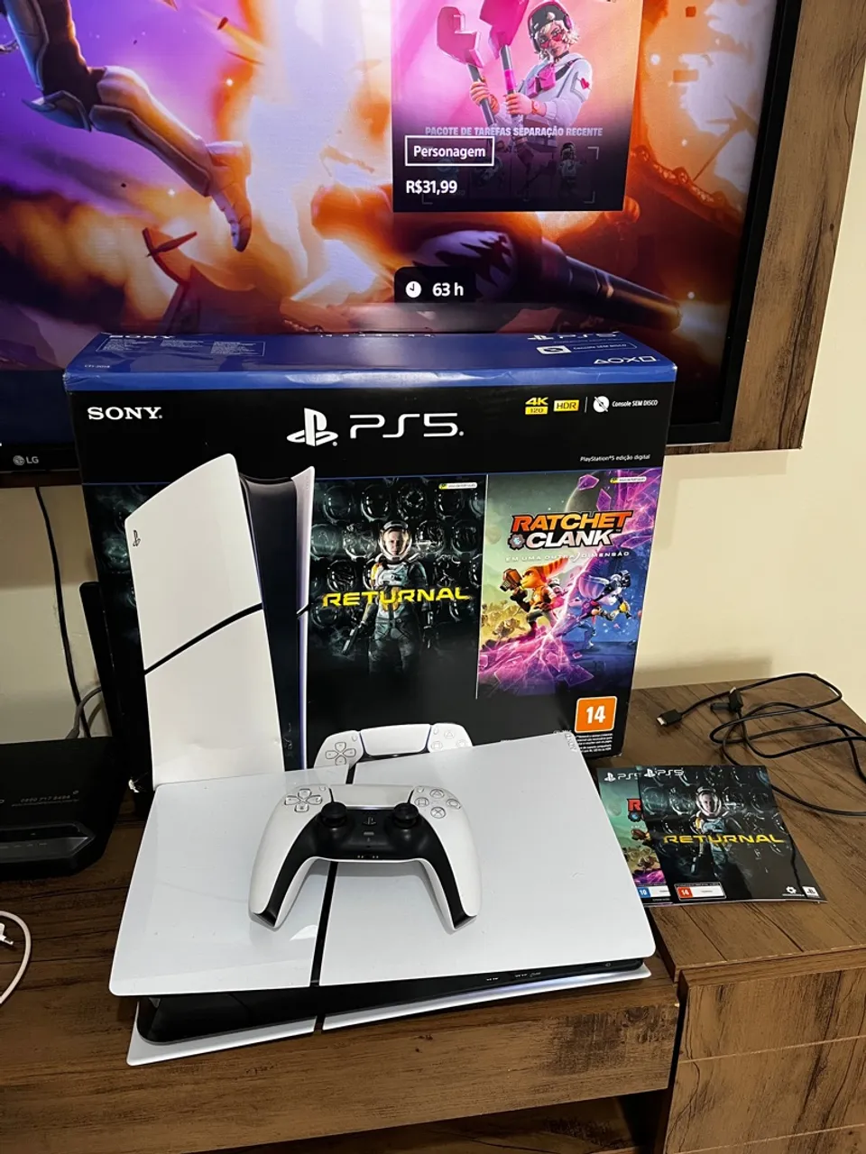 Playstation 5 (PS5) com 2 jogos: Returnal + Ratchet & Clank