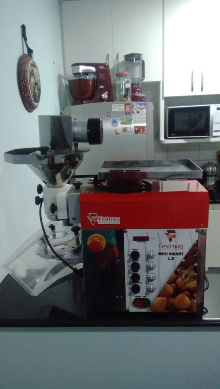 Modeladora de Salgados Festmaq Mini Smart