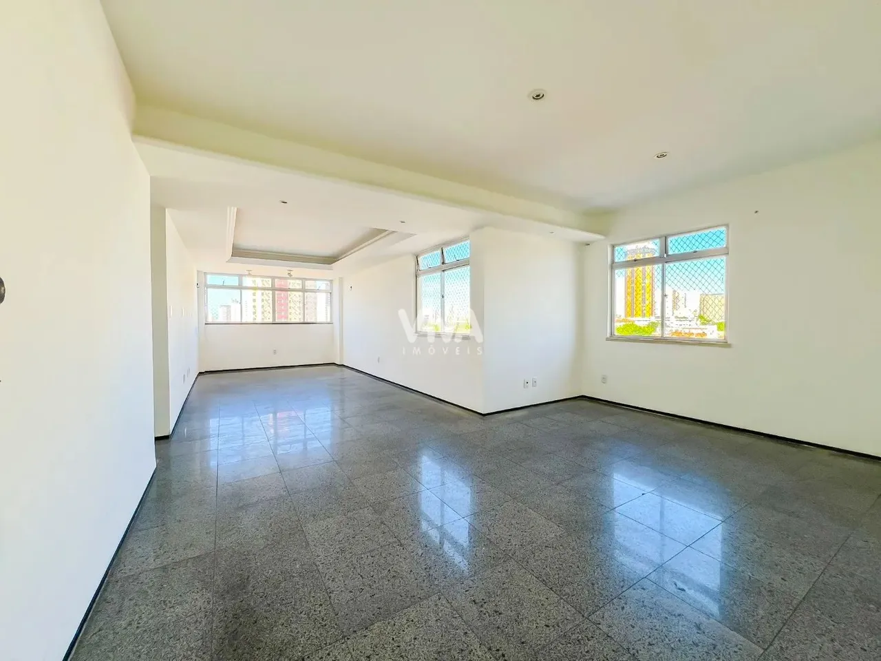 Apartamento com 3 quartos - Condomínio Blue Star - Aldeota