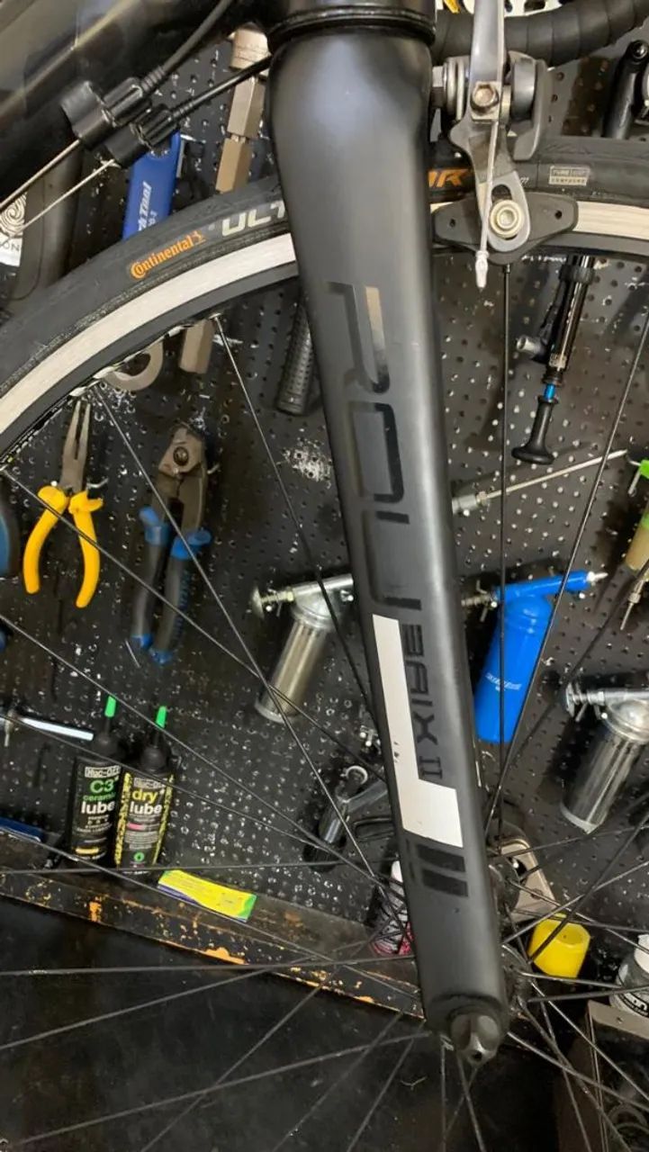 Bicicleta Speed Vicinitech Roubaix II quadro 540mm aro 29 preta e cinza - Foto 2