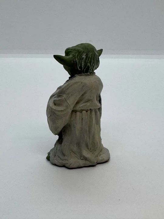 Estátua Resina Yoda Star Wars  - Foto 4