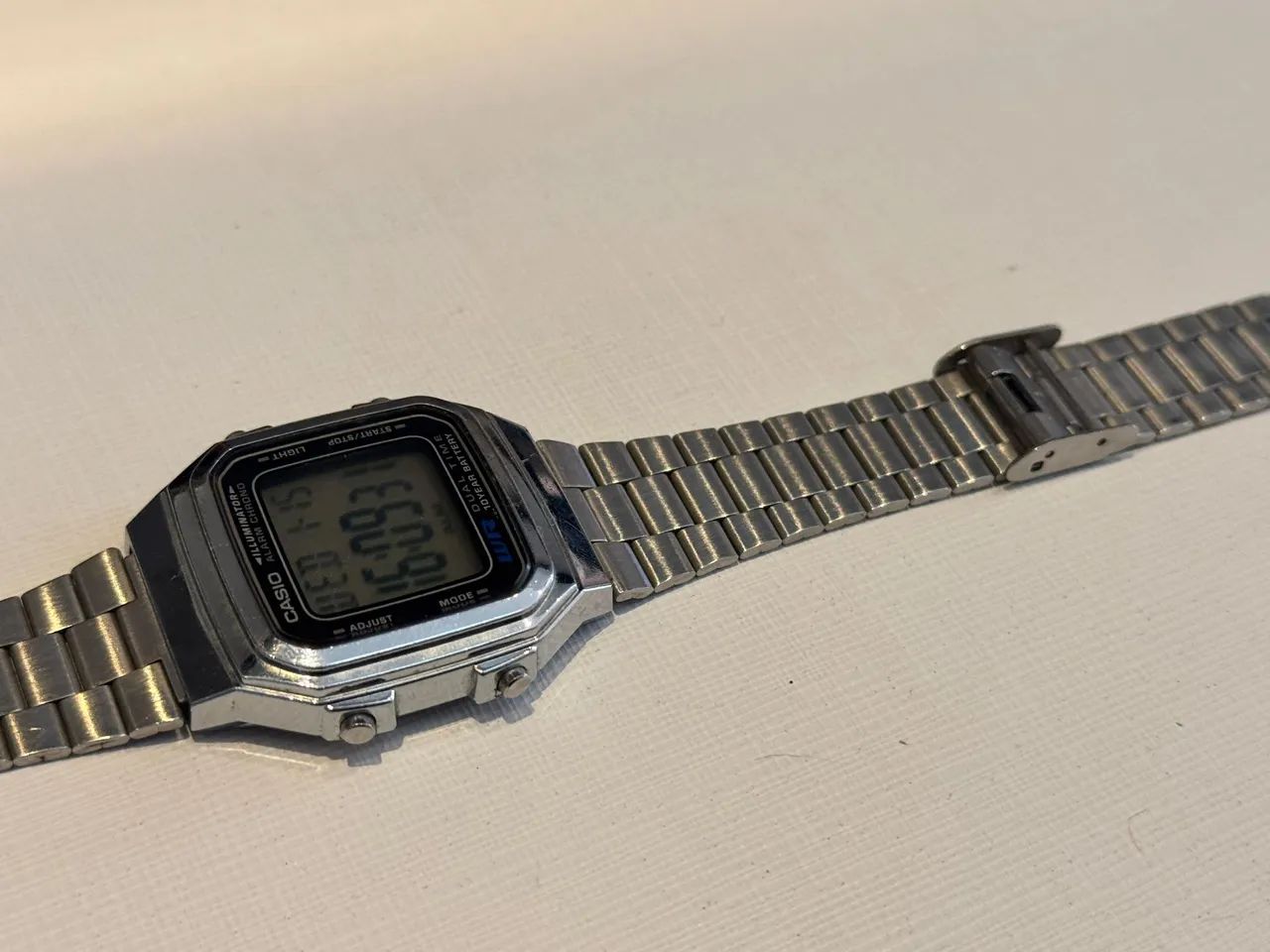 Relógio de pulso digital Casio vintage - Foto 5