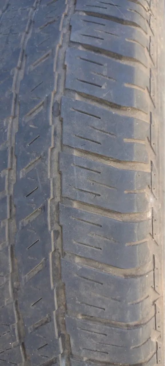 Pneus Hilux 265/60/18 . 110H - M+3  - Foto 2