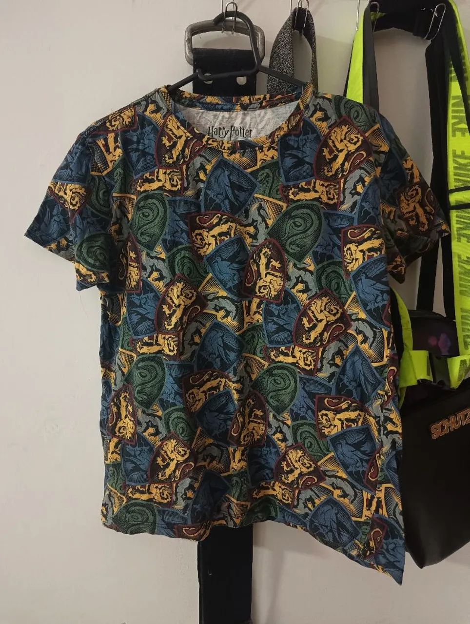 Camiseta Estampada com Design Exclusivo - Foto 2