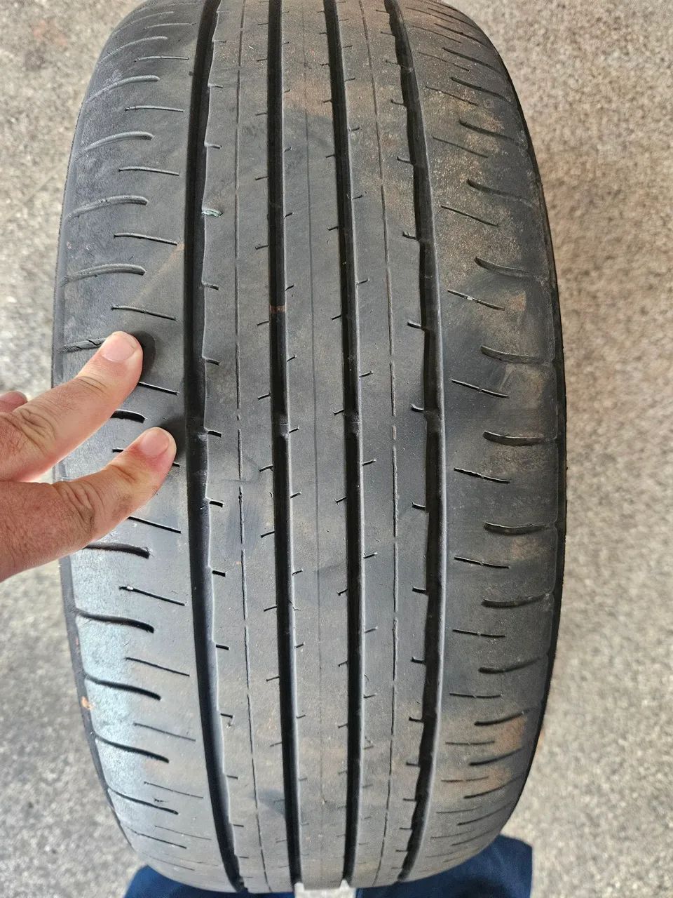 Pneus  225/50 r18