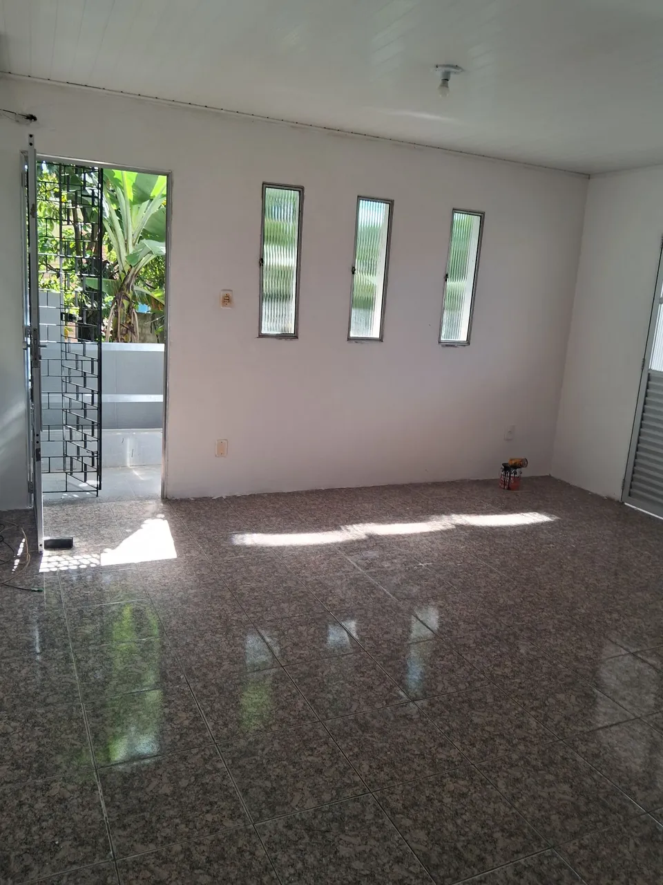 Aluga-se casa valor 750,00