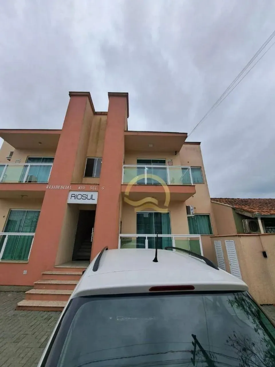 Apartamento com 2 dormitórios para alugar, 68 m² por R$ 2.751,00/mês - Itacolomi - Balneár