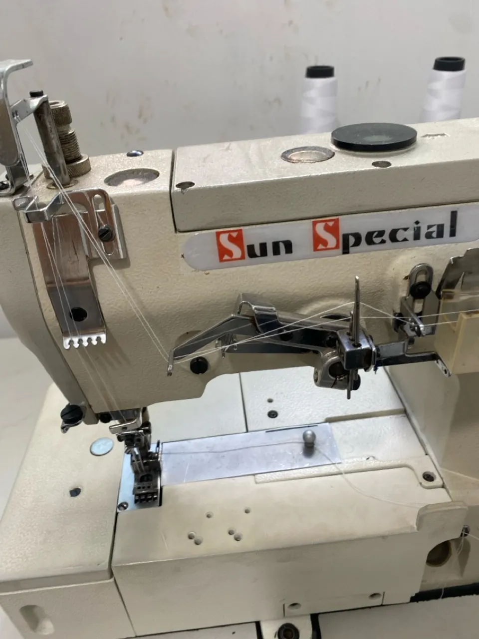 Máquina de Costura Industrial Sun Special Galoneira