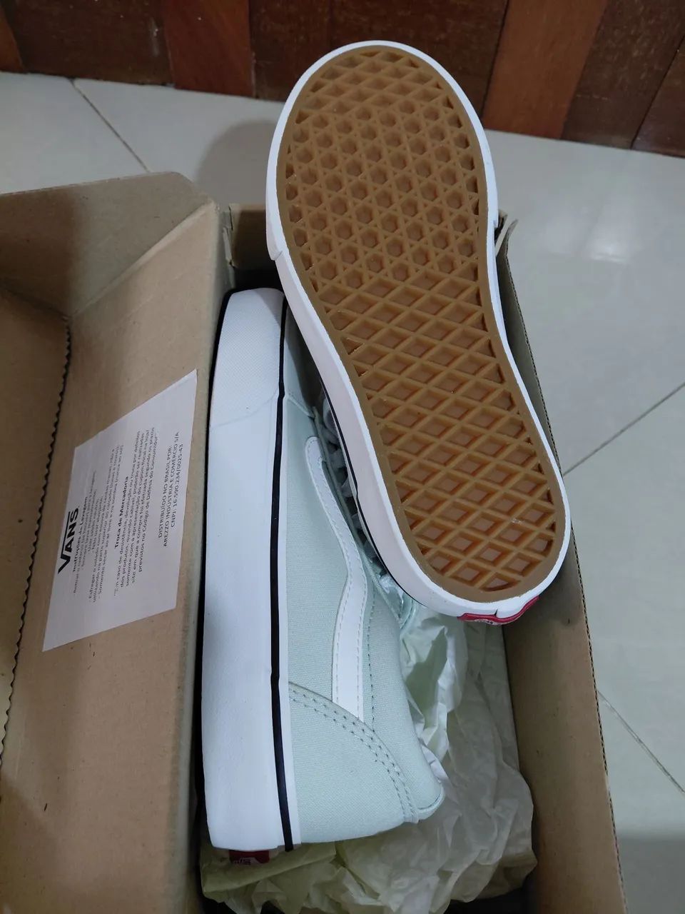 Tênis Vans Ward 36 e 39 disp. - Foto 3