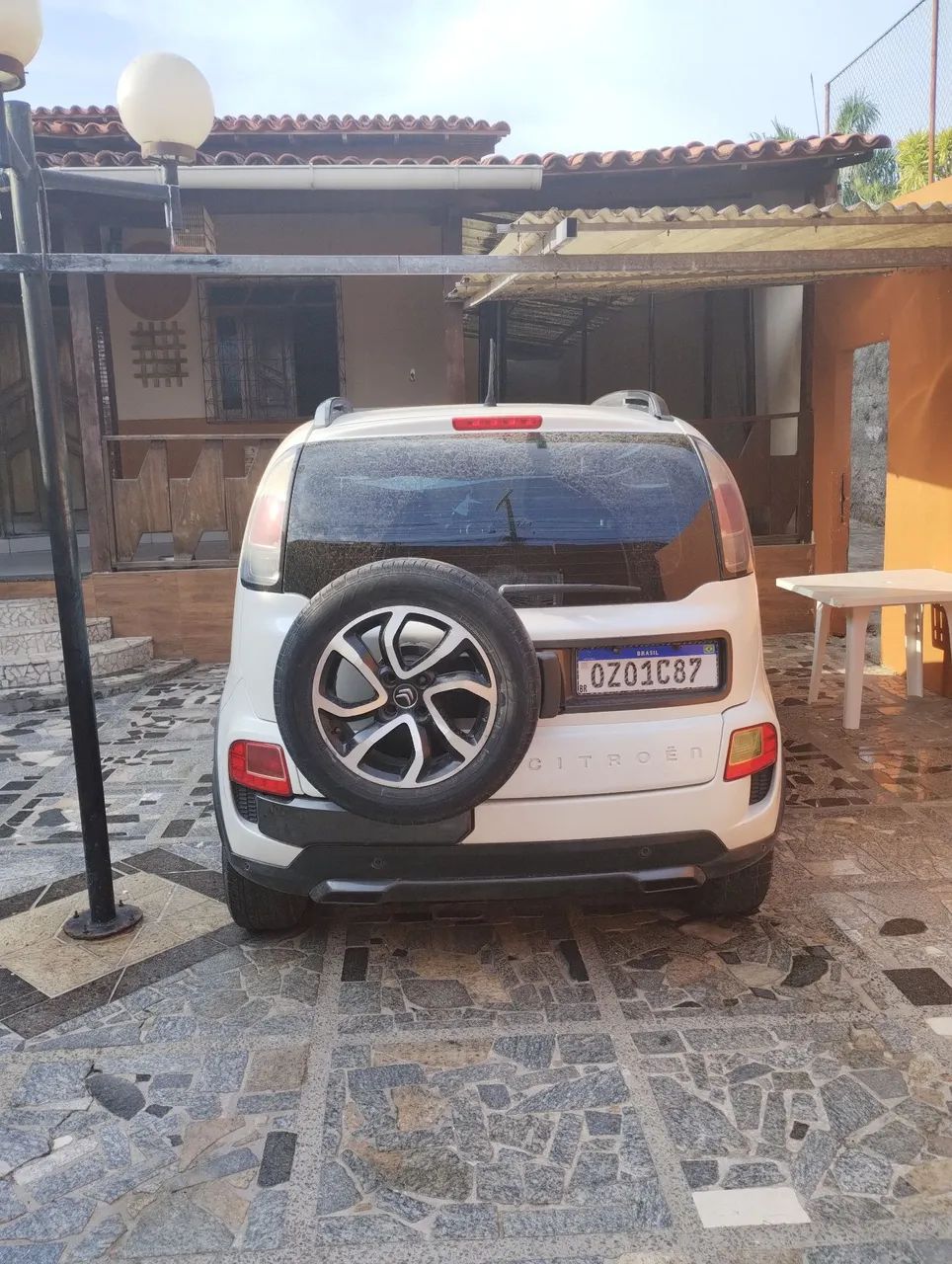 Carro com excelente espaço interno  - Foto 2