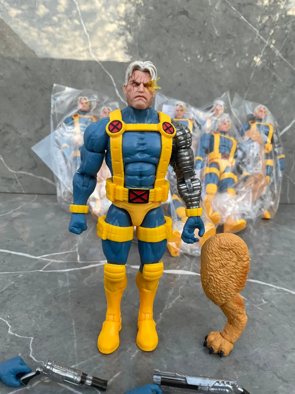 marvel legends cable sem caixa novo