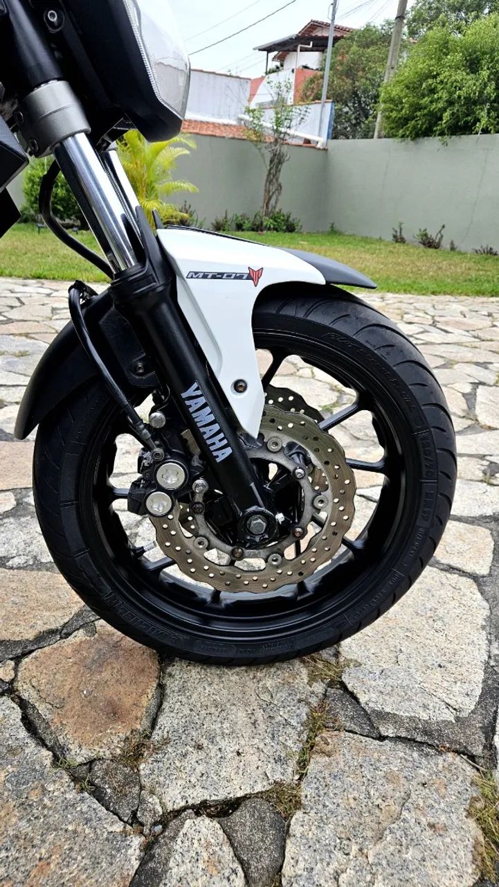 MT 07 Yamaha - Foto 6